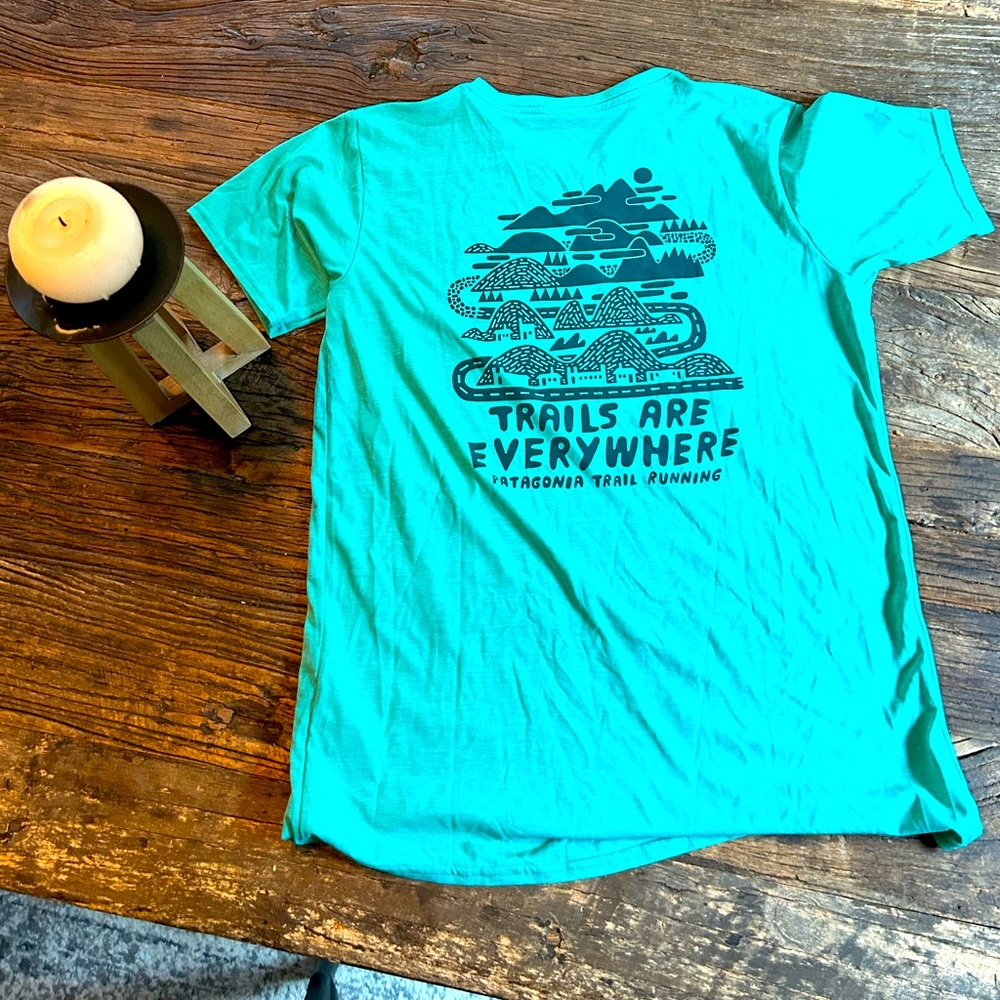Patagonia lightweight trail running tee shirt size small women’s